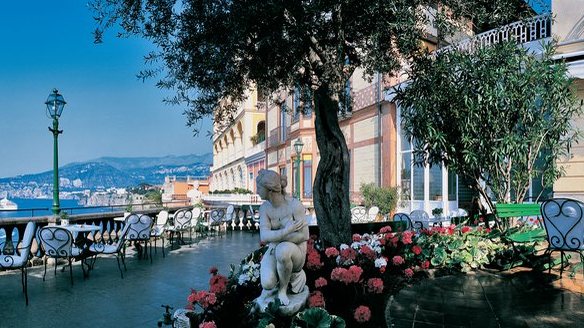 Gastronomía – Grand Hotel Excelsior Vittoria