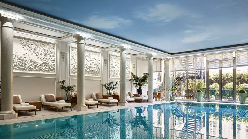 Piscina – Shangri-La Paris