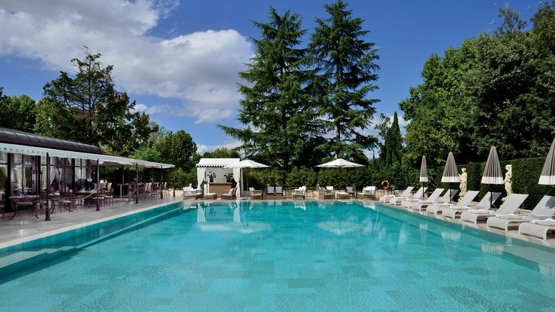 Pool – Villa Cora Florenz
