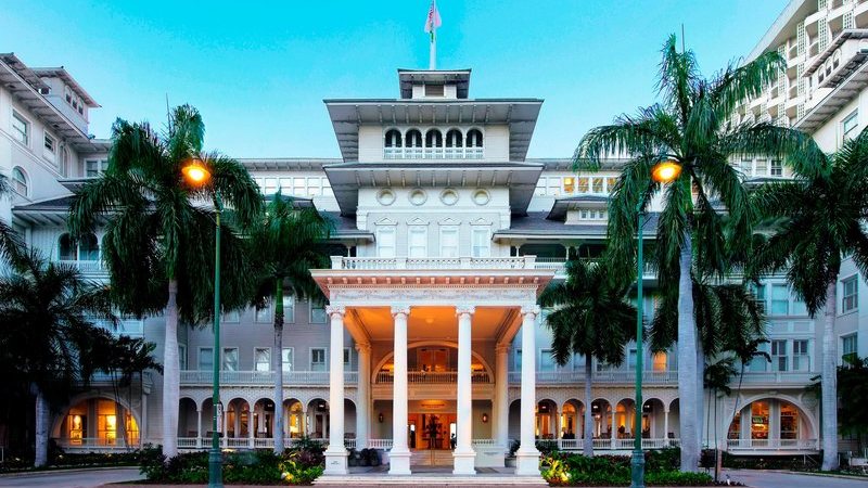 Moana Surfrider Waikiki Beach