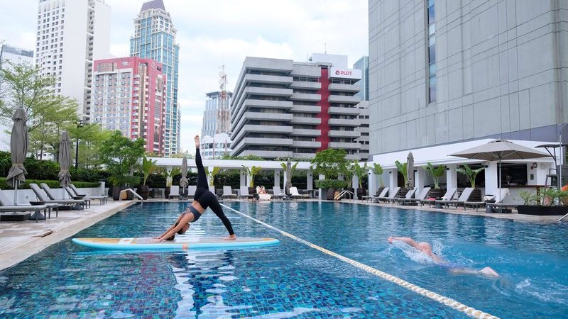 Pool – Makati Shangri-La Manila