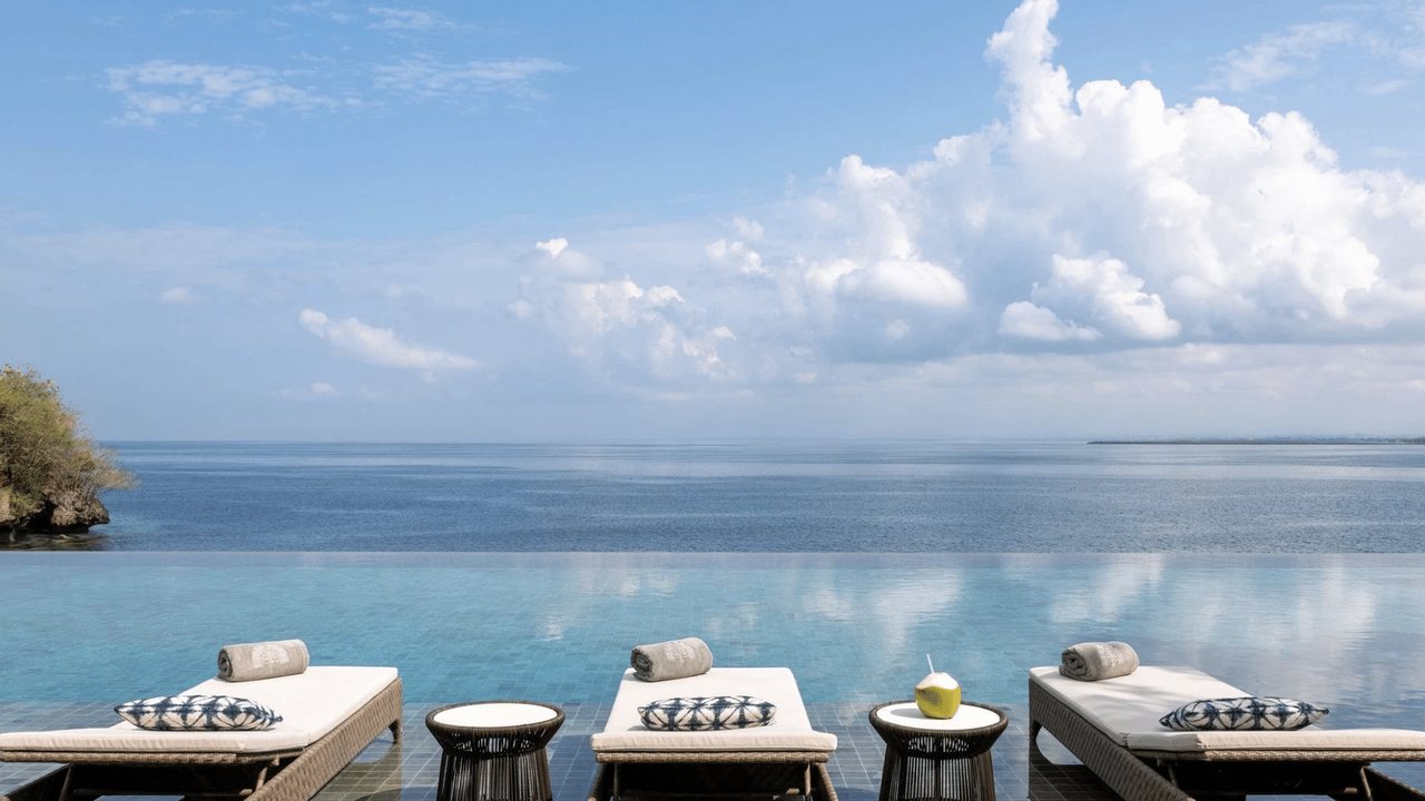 Pool – Raffles Bali