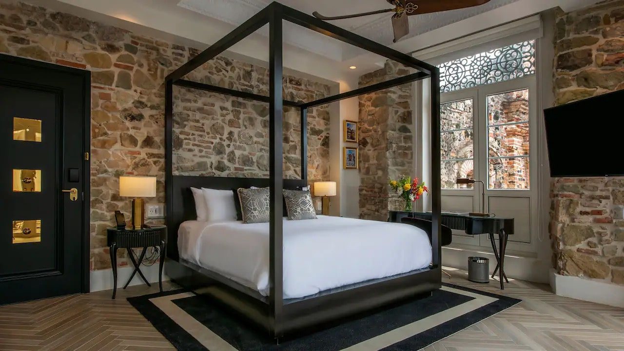 Hotel La Compañia Casco Antiguo