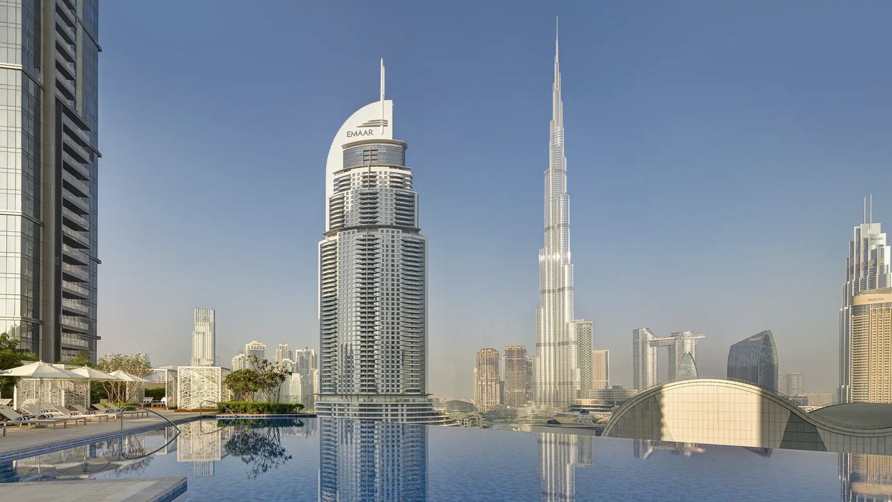 Pool – Address Dubai Mall