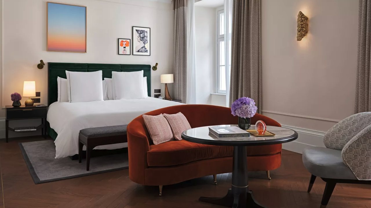 Rosewood Vienne