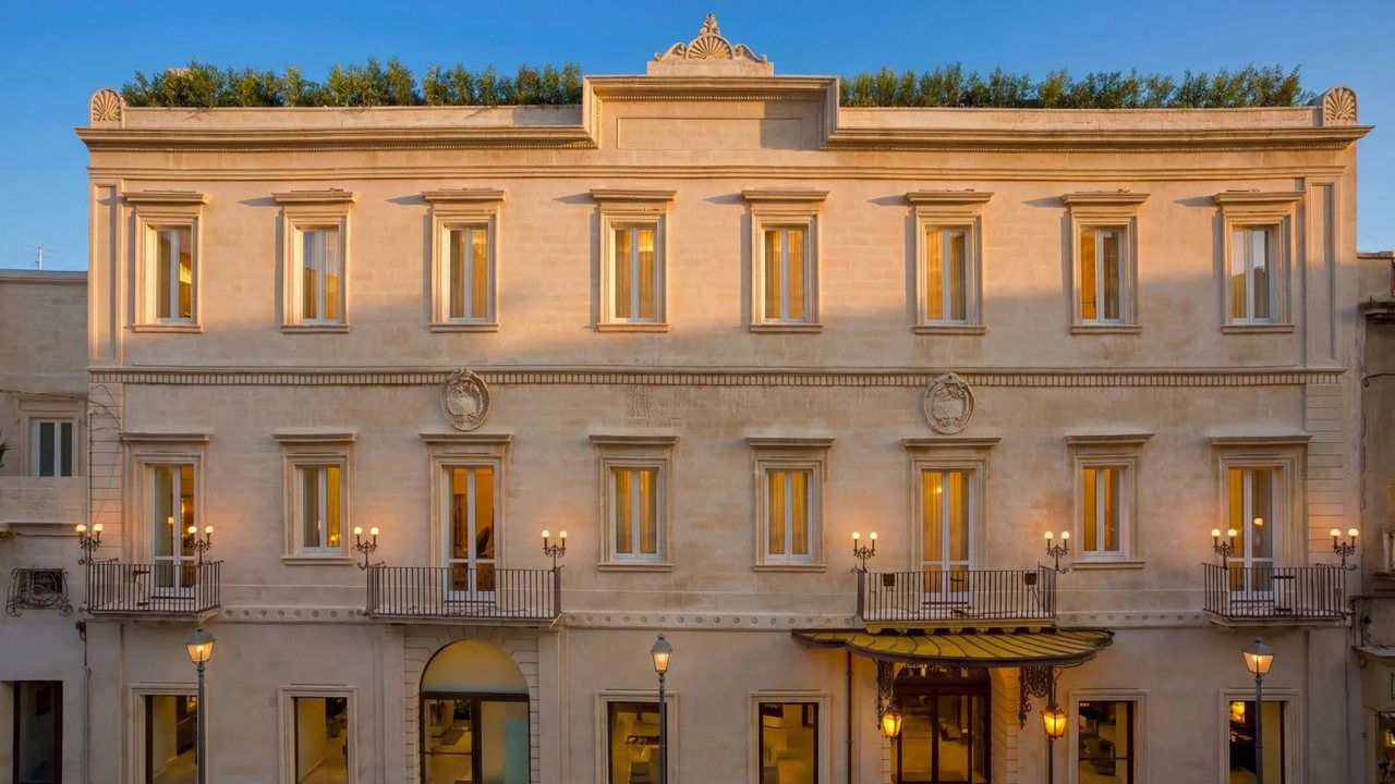Tivoli Palazzo 1880 Lecce