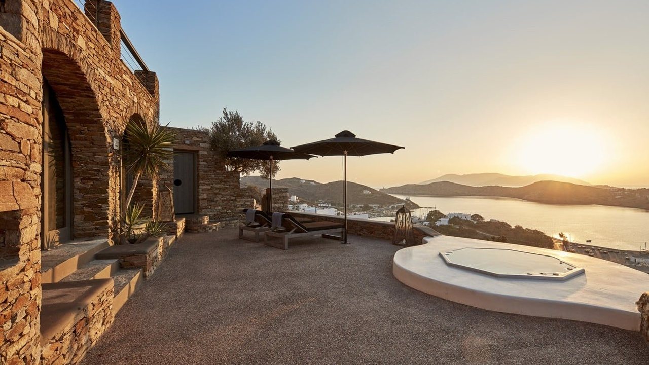 Liostasi Hotel and Suites Los