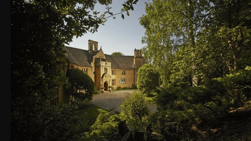 Foxhill Manor Farncombe Estate