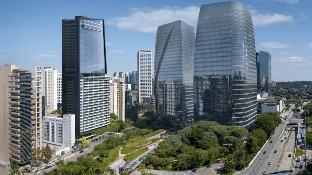 W São Paulo