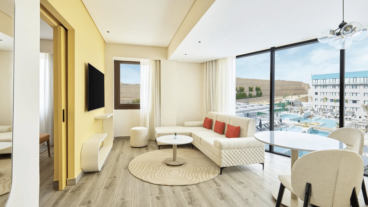 Hyatt Centric Cairo West
