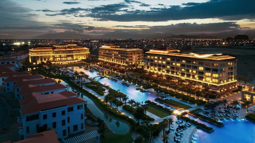 Sheraton Grand Danang Beach Resort