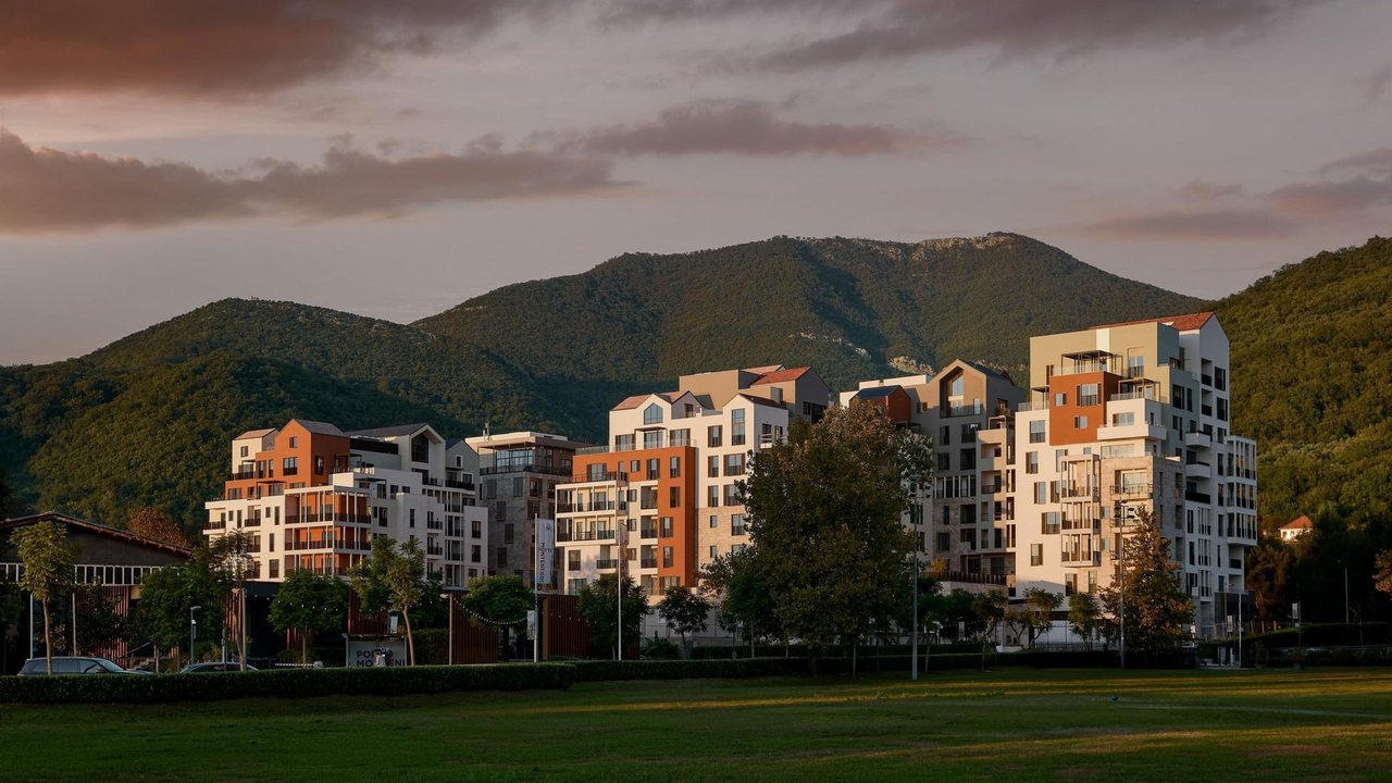 SIRO Porto Montenegro