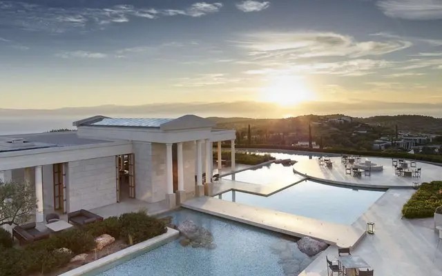 Amanzoe