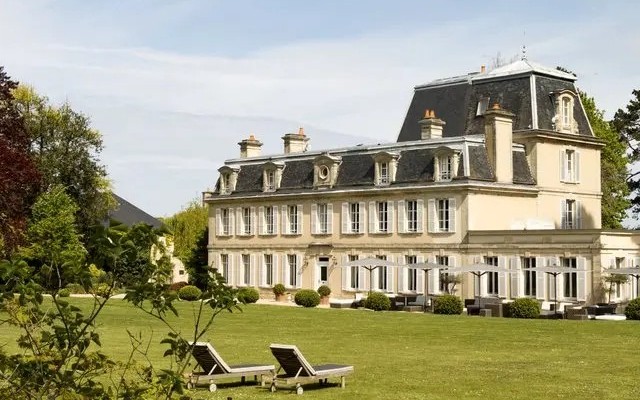 Chateau La Cheneviere