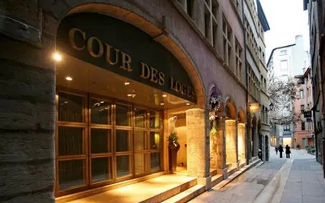 Cour des Loges Lyon