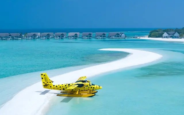 Four Seasons Resort Maldives at Landaa Giraavaru