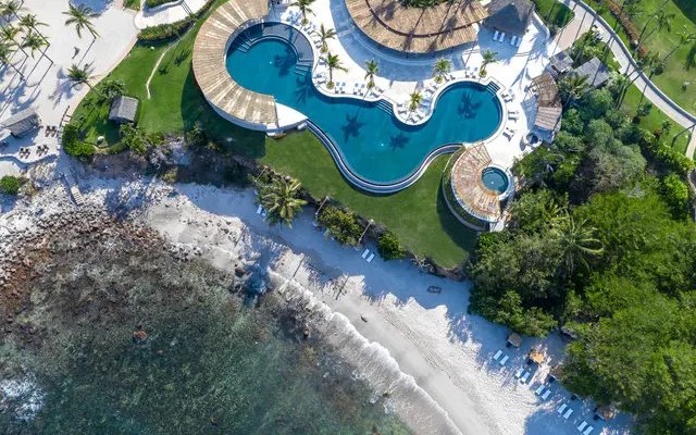 Four Seasons Resort Punta Mita