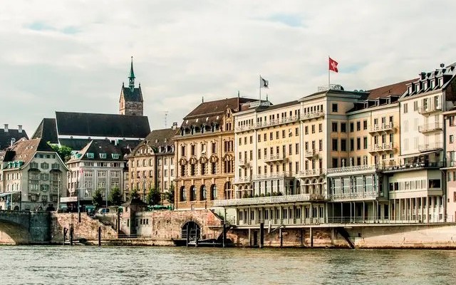 Grand Hotel Les Trois Rois Basel