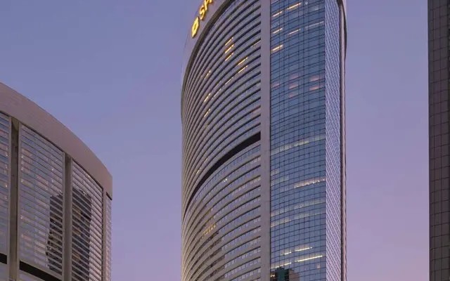Island Shangri-La Hong Kong