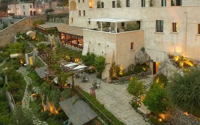 Monastero Santa Rosa Hotel