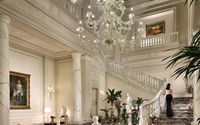 Palazzo Parigi Milan