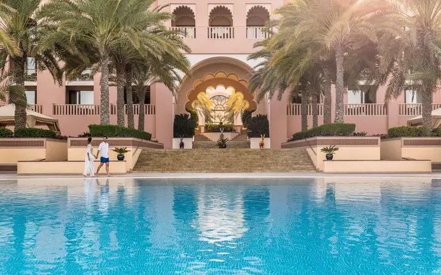 Shangri-La Al Husn Resort