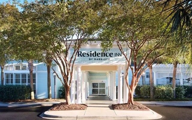 The Beach Club at Charleston Harbor Resort and Marina