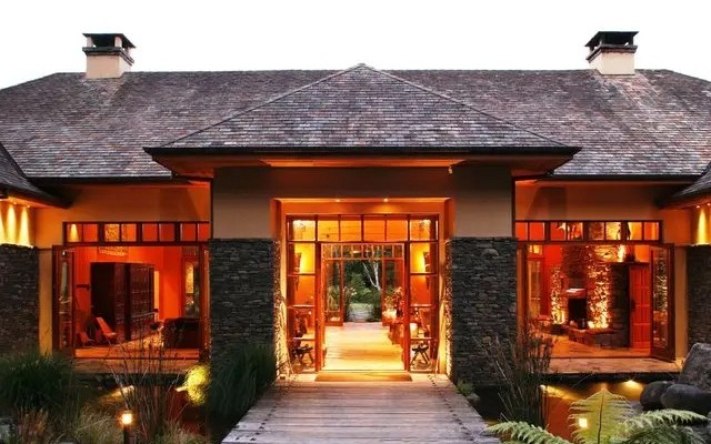 Treetops Lodge & Estate