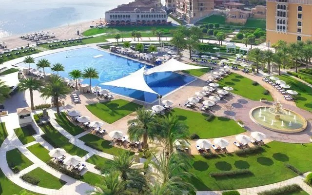 The Ritz-Carlton Abu Dhabi Grand Canal