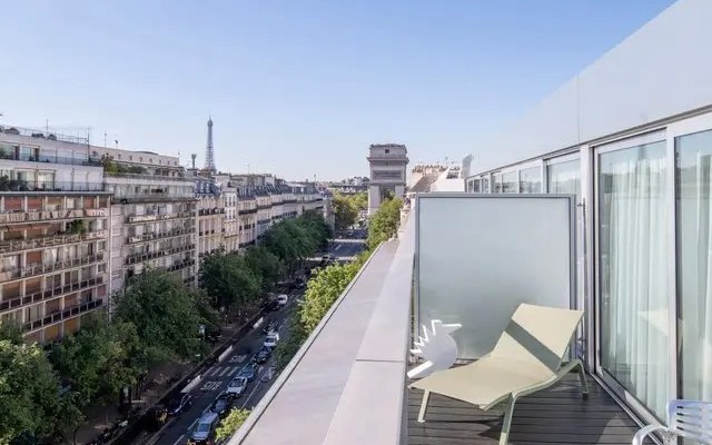 Renaissance Paris Arc de Triomphe Hotel