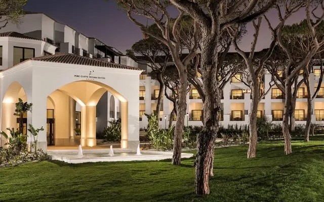 Pine Cliffs Ocean Suites Algarve