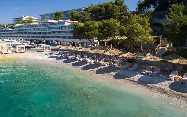 Le Méridien Lav Split