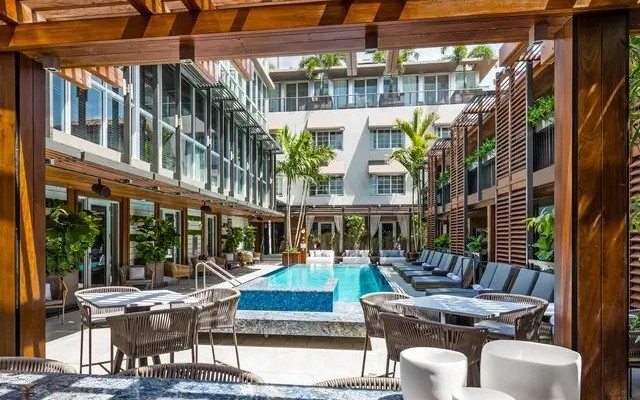 The Lennox Miami Beach