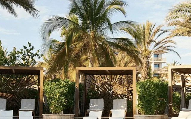 Conrad Punta de Mita