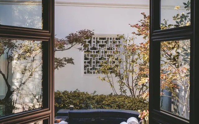 Four Seasons Hangzhou at West Lake