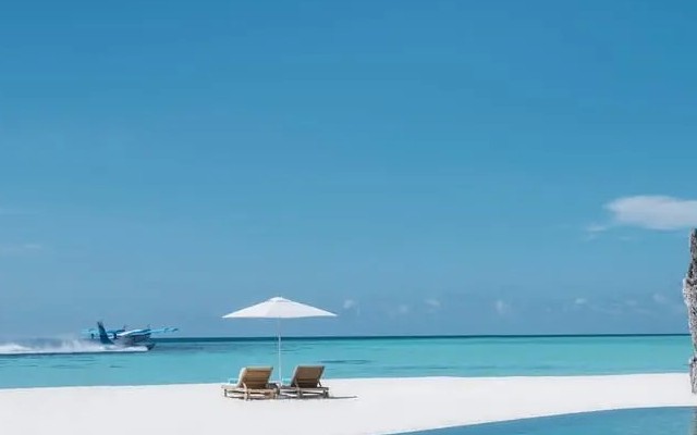 Four Seasons Private Island Maldives