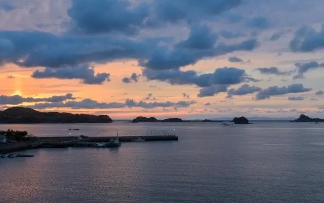 Iki Retreat by Onko Chishin