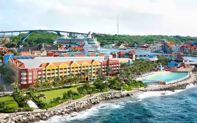 Renaissance Curacao