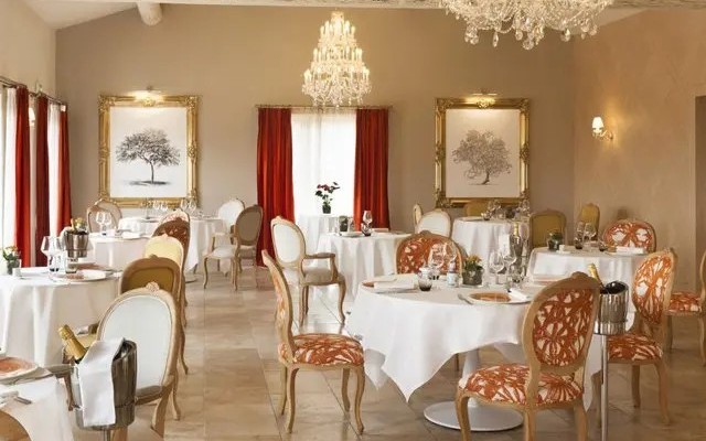 Le Mas des Herbes Blanches