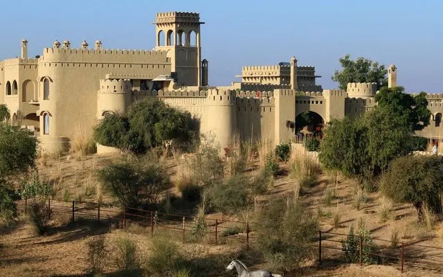Mihir Garh Hotel
