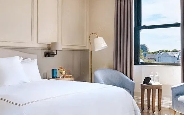 The Lansdowne Kenmare