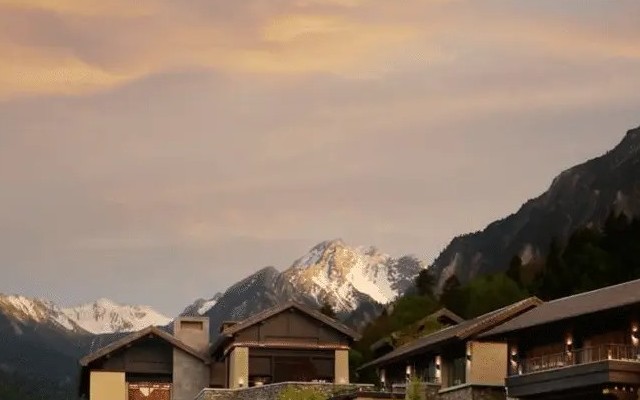 Ritz-Carlton Reserve Rissai Valley