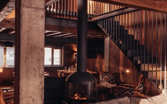 L'Ovella Negra Incles Valley