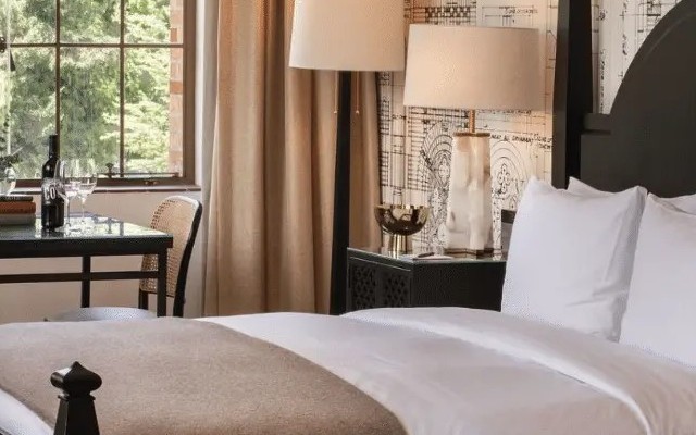 The Lodge at St. Edward Park Kenmore