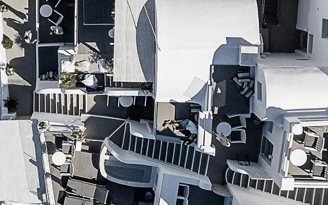 On The Rocks Santorini