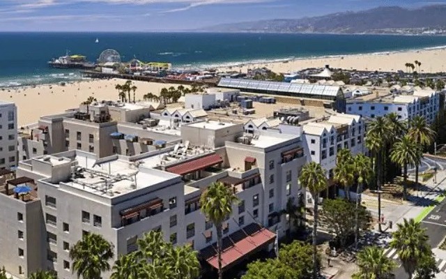 Sandbourne Santa Monica