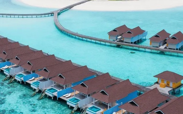 The Standard Huruvalhi Maldives