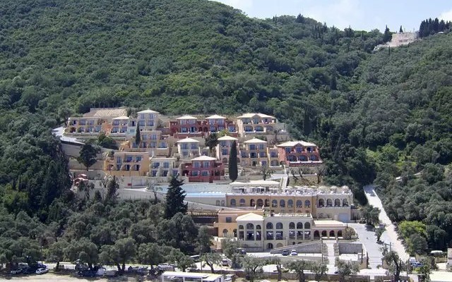 Nido Mar-Bella Collection