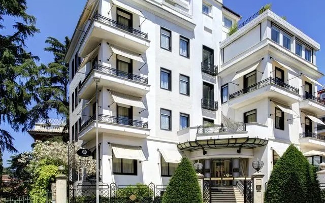Hotel Lord Byron Rome